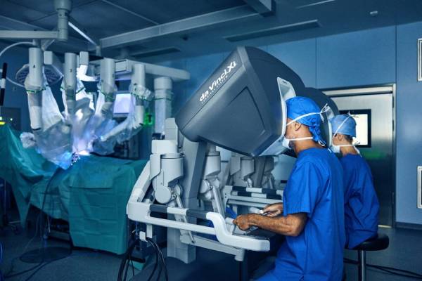 Best Robotic GI Surgeon in Pune | Robotic Surgery- Dr. Samrat Jankar
