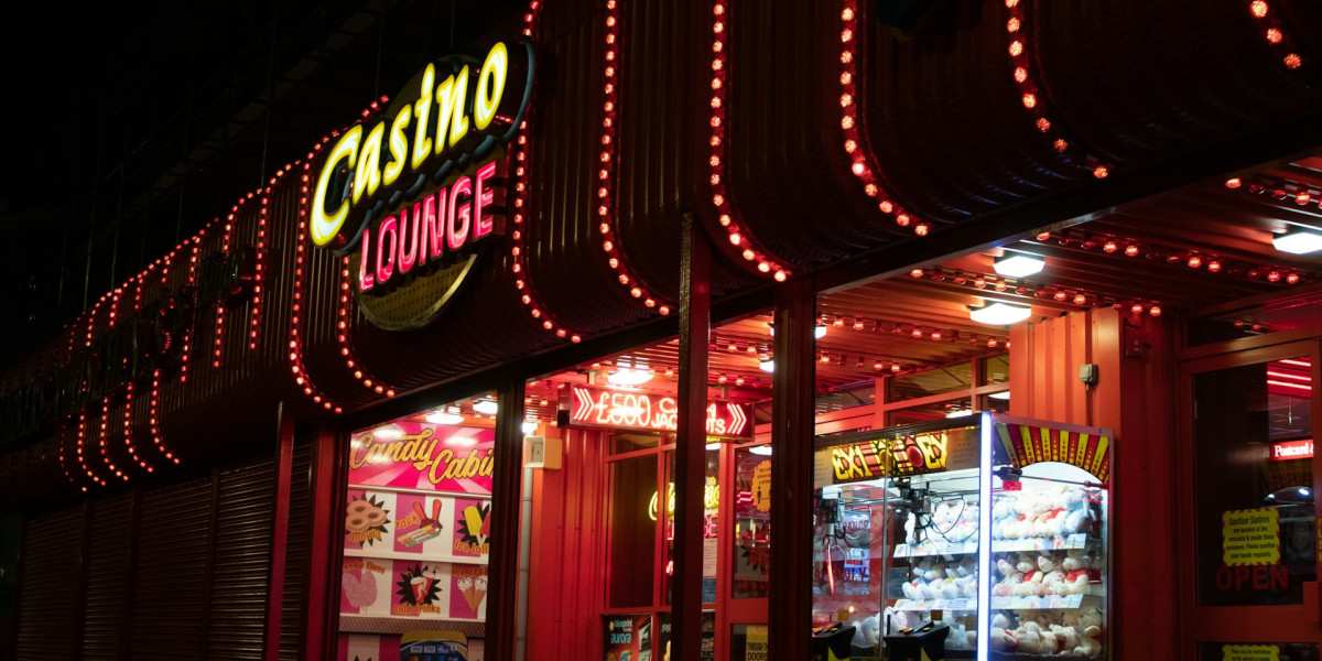 The Psychology of Online Casino Promotions: How Bonuses Influence Player Behavior and Casino Revenue