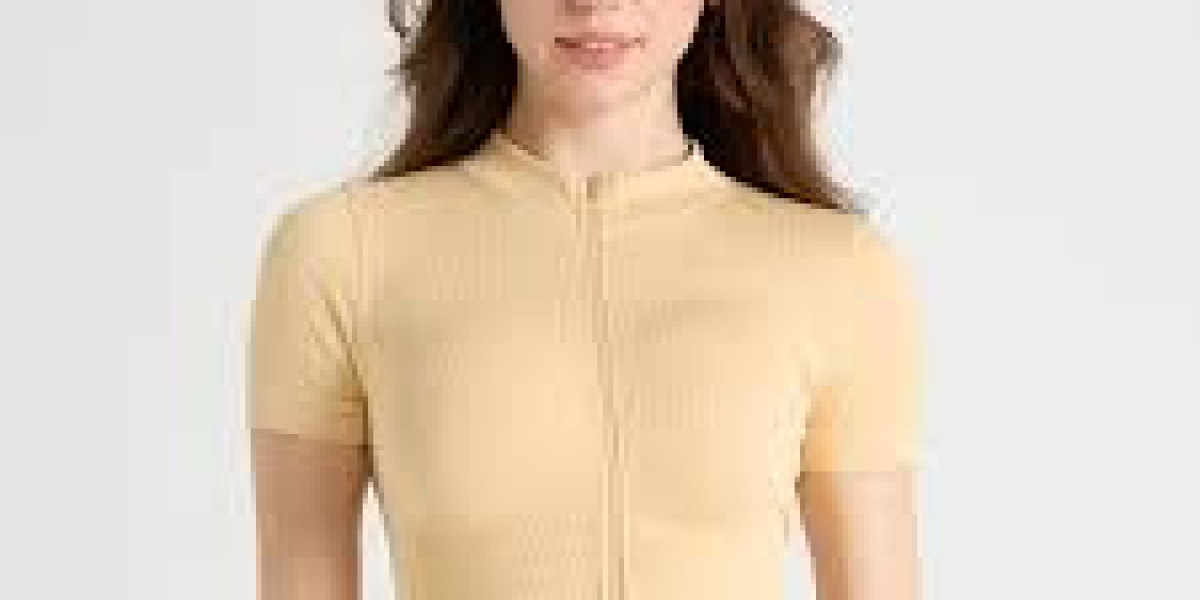 Seamless Yoga Sets by Yongxing: Comfort and Support Combined