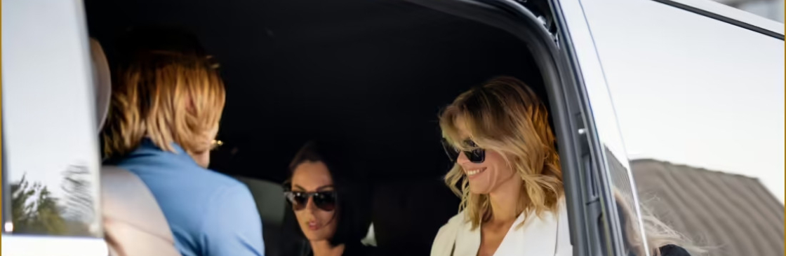 Sayuri Kolombege Cover Image