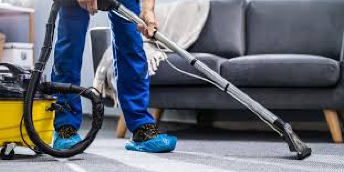 Why Carpet Cleaning Services Improve Carpet Life Naturally